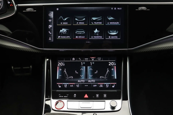 Foto do veiculo AUDI RS Q8 