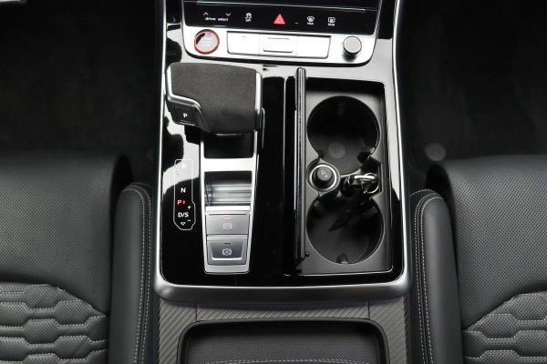 Foto do veiculo AUDI RS Q8 