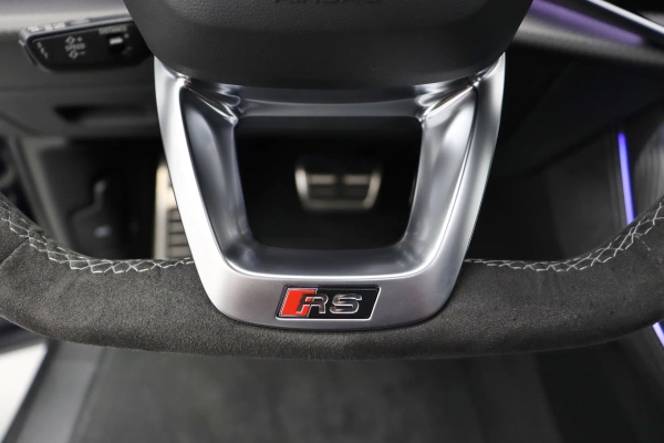 Foto do veiculo AUDI RS Q8 