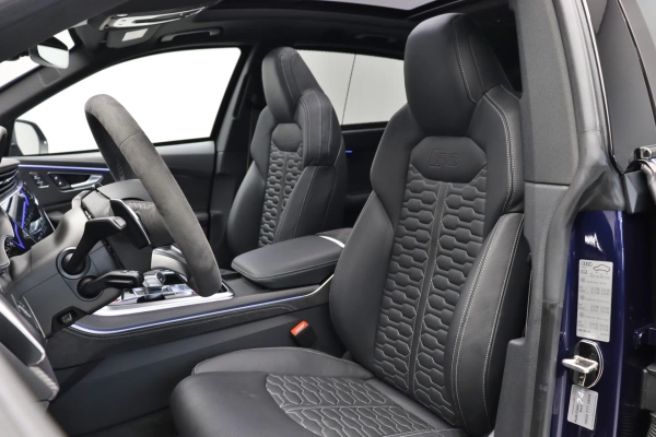 Foto do veiculo AUDI RS Q8 