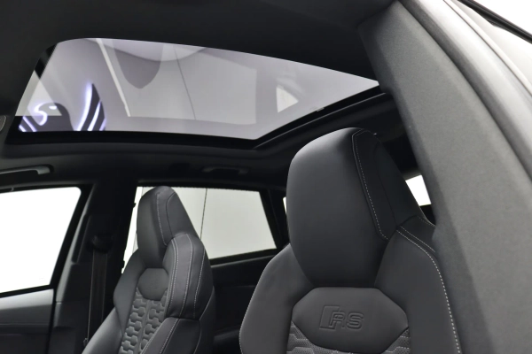 Foto do veiculo AUDI RS Q8 