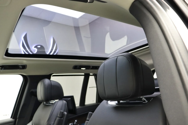 Foto do veiculo LAND ROVER RANGE ROVER P510E HSE PHEV