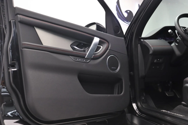 Foto do veiculo LAND ROVER DISCOVERY SPORT P250 SE R-DYNAMIC