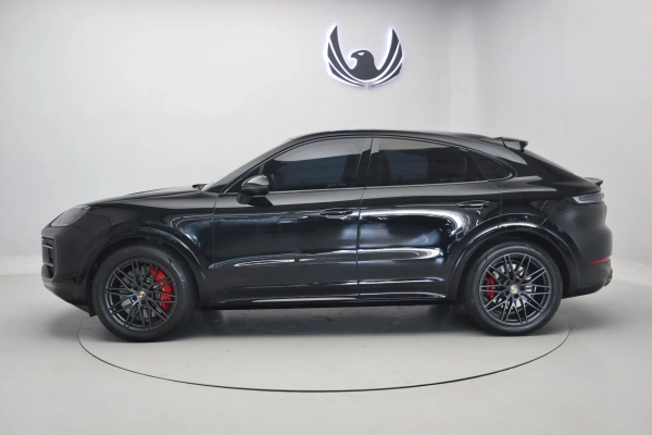 Foto do veiculo PORSCHE CAYENNE GTS COUPé