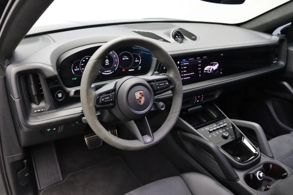 Foto do veiculo PORSCHE CAYENNE GTS COUPé