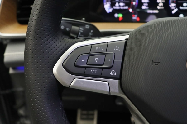 Foto do veiculo VOLKSWAGEN TIGUAN R-LINE
