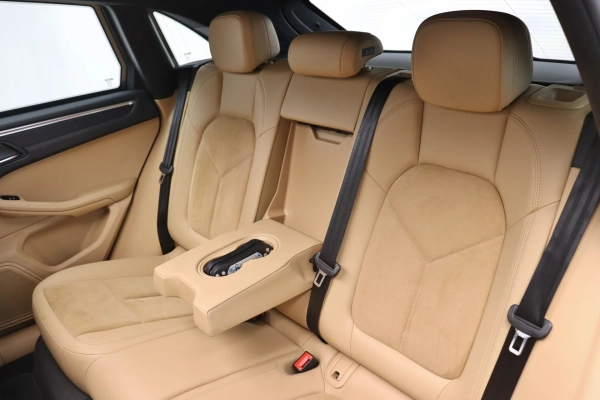Foto do veiculo PORSCHE MACAN
