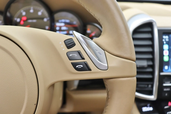 Foto do veiculo PORSCHE CAYENNE V6