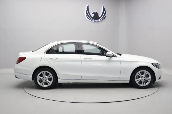 Foto do veiculo MERCEDES-BENZ C 180 AVANTGARDE