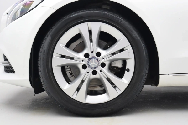 Foto do veiculo MERCEDES-BENZ C 180 AVANTGARDE