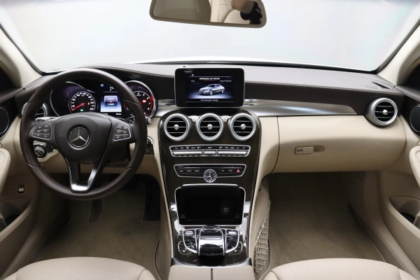 Foto do veiculo MERCEDES-BENZ C 180 AVANTGARDE
