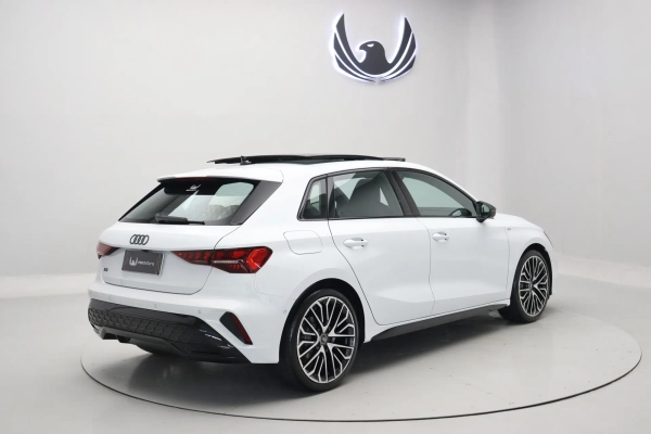 Foto do veiculo AUDI A3 SPORTBACK PERFORMANCE BLACK