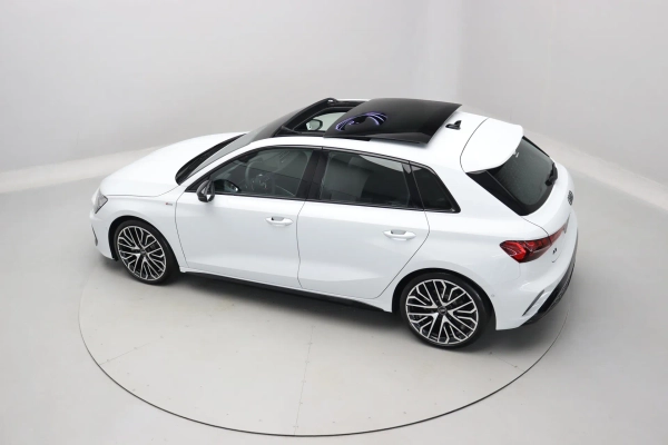 Foto do veiculo AUDI A3 SPORTBACK PERFORMANCE BLACK