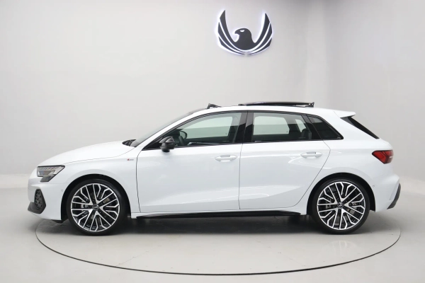 Foto do veiculo AUDI A3 SPORTBACK PERFORMANCE BLACK