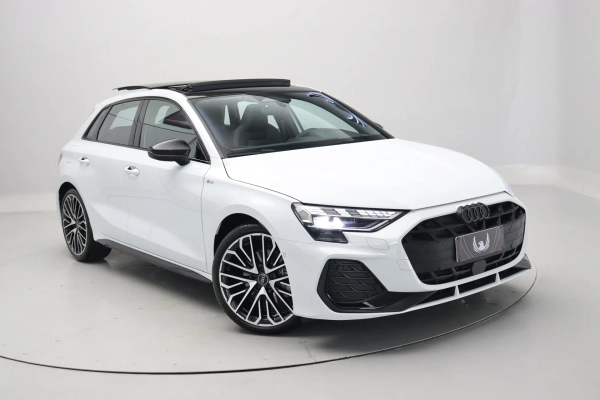 Foto do veiculo AUDI A3 SPORTBACK PERFORMANCE BLACK