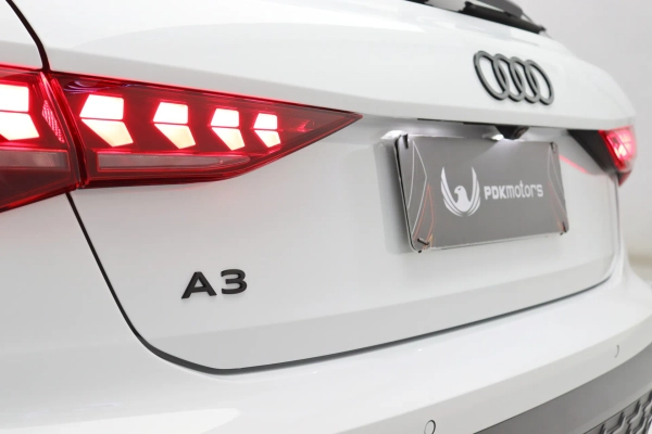 Foto do veiculo AUDI A3 SPORTBACK PERFORMANCE BLACK