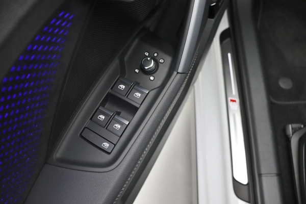 Foto do veiculo AUDI A3 SPORTBACK PERFORMANCE BLACK