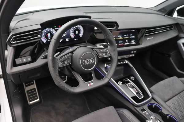 Foto do veiculo AUDI A3 SPORTBACK PERFORMANCE BLACK