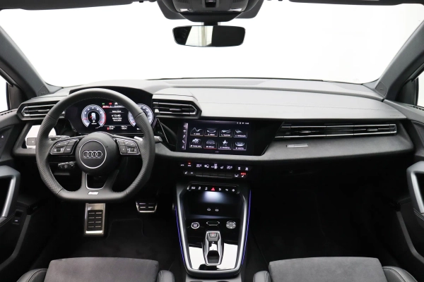 Foto do veiculo AUDI A3 SPORTBACK PERFORMANCE BLACK