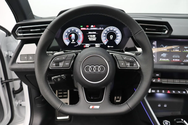 Foto do veiculo AUDI A3 SPORTBACK PERFORMANCE BLACK