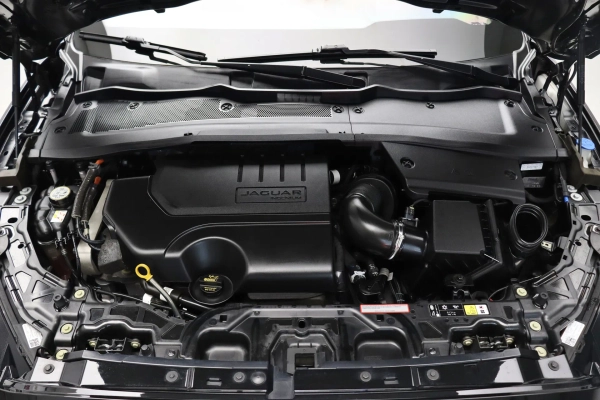 Foto do veiculo JAGUAR E-PACE P250 SE R-DYNAMIC
