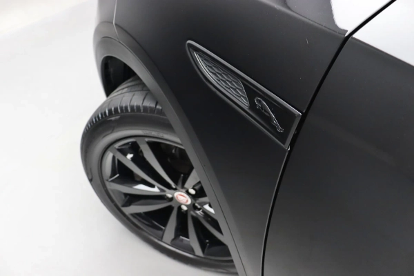 Foto do veiculo JAGUAR E-PACE P250 SE R-DYNAMIC