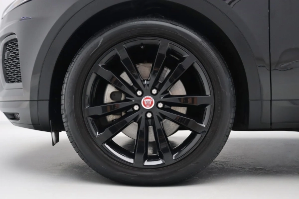 Foto do veiculo JAGUAR E-PACE P250 SE R-DYNAMIC