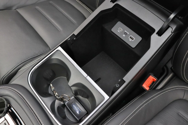 Foto do veiculo JAGUAR E-PACE P250 SE R-DYNAMIC