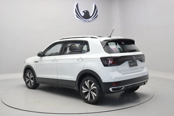Foto do veiculo VOLKSWAGEN T-CROSS HIGHLINE TSI