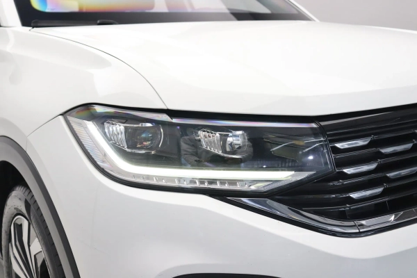 Foto do veiculo VOLKSWAGEN T-CROSS HIGHLINE TSI