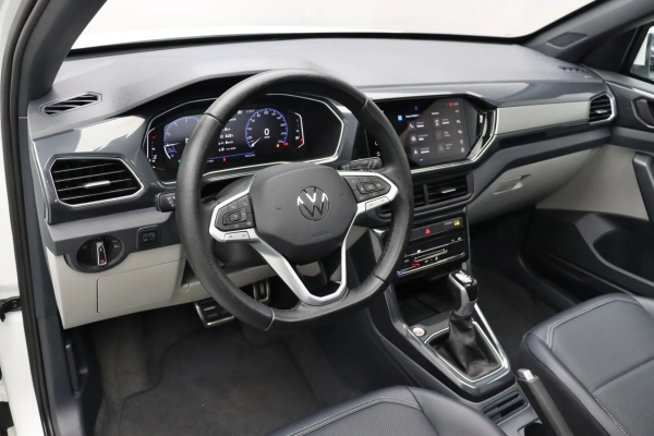 Foto do veiculo VOLKSWAGEN T-CROSS HIGHLINE TSI