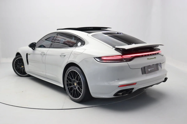 Foto do veiculo PORSCHE PANAMERA 4S E-HYBRID