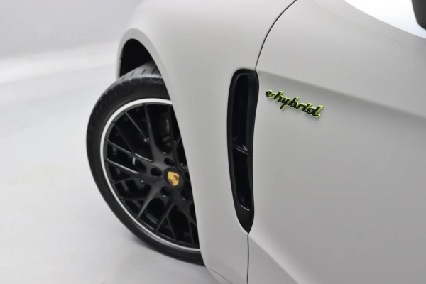 Foto do veiculo PORSCHE PANAMERA 4S E-HYBRID