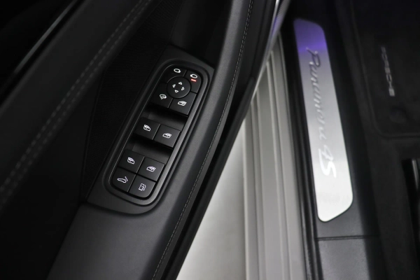 Foto do veiculo PORSCHE PANAMERA 4S E-HYBRID