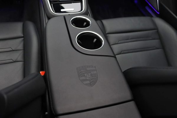 Foto do veiculo PORSCHE PANAMERA 4S E-HYBRID