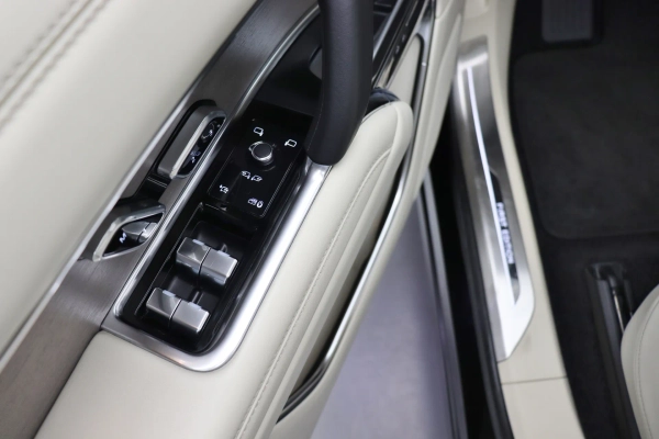Foto do veiculo LAND ROVER RANGE ROVER D350 FIRST EDITION MHEV