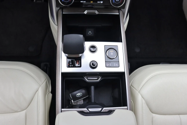 Foto do veiculo LAND ROVER RANGE ROVER D350 FIRST EDITION MHEV