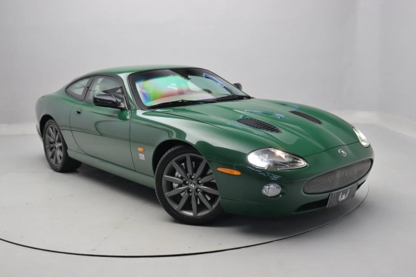 Foto do veiculo JAGUAR XKR COUPé