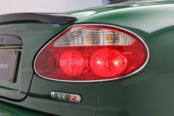 Foto do veiculo JAGUAR XKR COUPé
