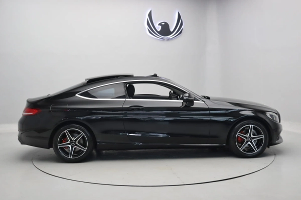 Foto do veiculo MERCEDES-BENZ C 180 COUPé