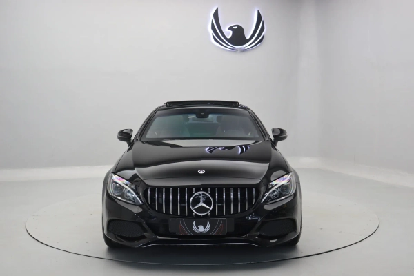 Foto do veiculo MERCEDES-BENZ C 180 COUPé