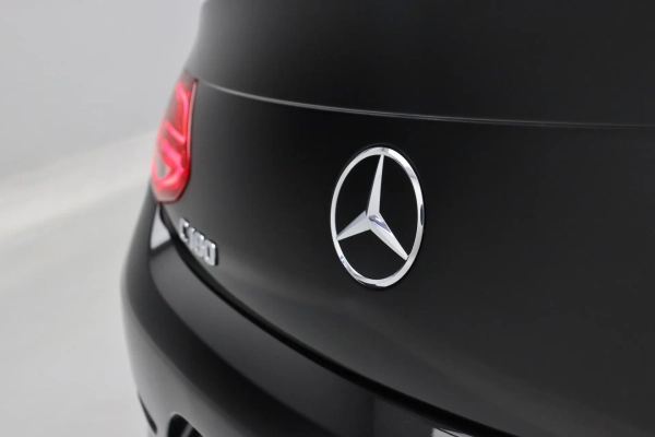 Foto do veiculo MERCEDES-BENZ C 180 COUPé