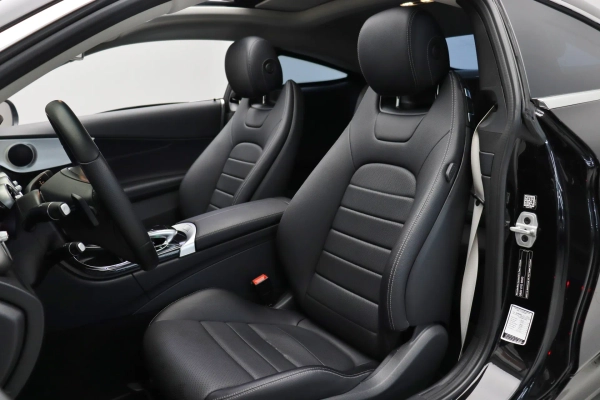 Foto do veiculo MERCEDES-BENZ C 180 COUPé