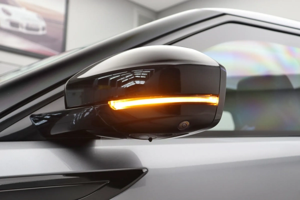 Foto do veiculo LAND ROVER RANGE ROVER EVOQUE P250 HSE R-DYNAMIC