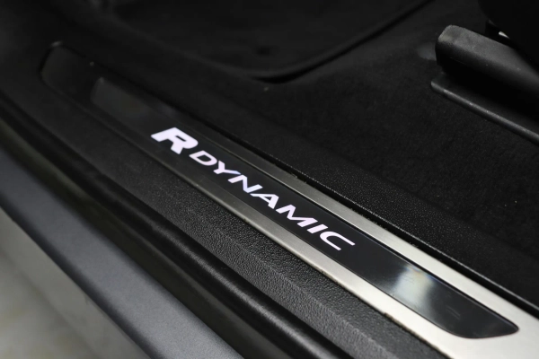 Foto do veiculo LAND ROVER RANGE ROVER EVOQUE P250 HSE R-DYNAMIC
