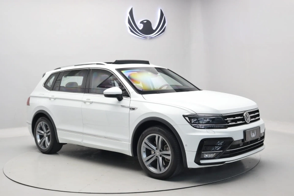 Foto do veiculo VOLKSWAGEN TIGUAN ALLSPACE R-LINE | 7 LUGARES