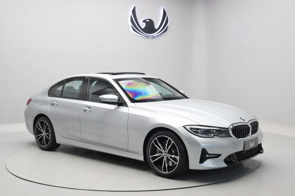 Foto do veiculo BMW 330i Sport