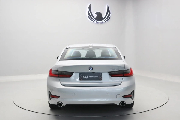 Foto do veiculo BMW 330I SPORT