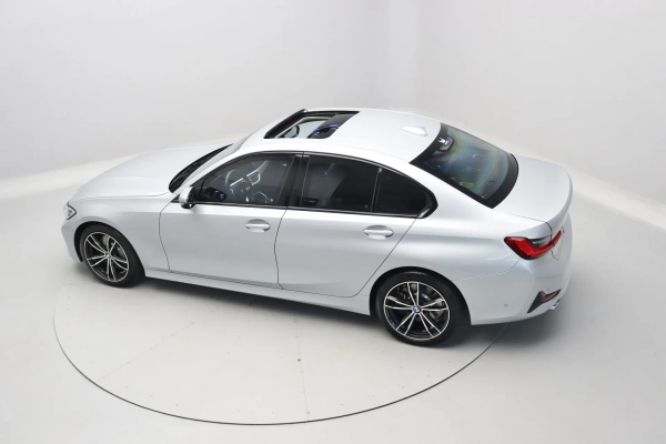 Foto do veiculo BMW 330I SPORT