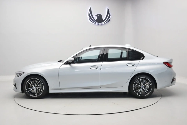 Foto do veiculo BMW 330I SPORT